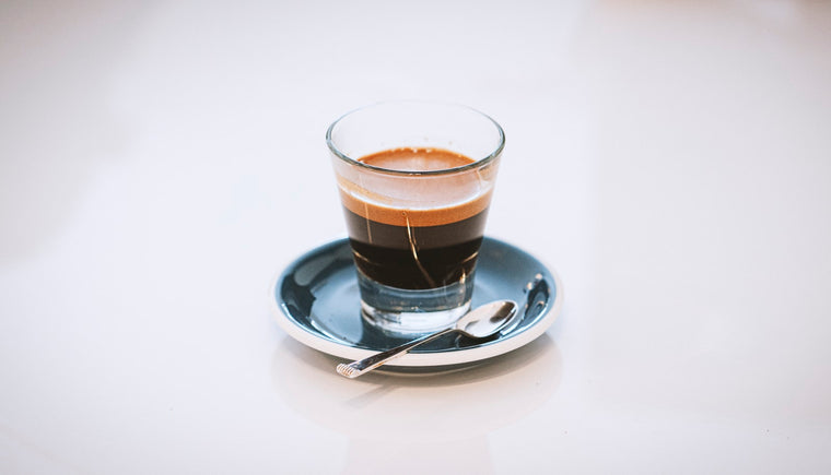 Pha pour over cà phê Arabica Măng Đen bằng phễu V60
